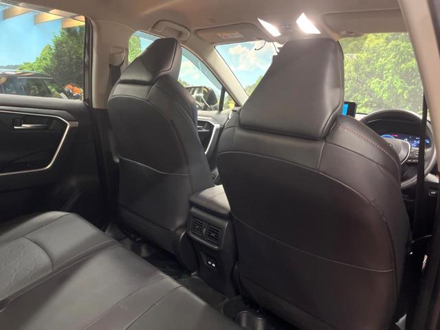 RAV4 ハイブリッドアドベンチャー 禁煙車 パワーバックドア ブラインドスポットモニター シートベンチレーション セーフティセンス ステアリングヒーター 純正19インチアルミ LEDヘッド&フォグ パワーシート(43枚目)