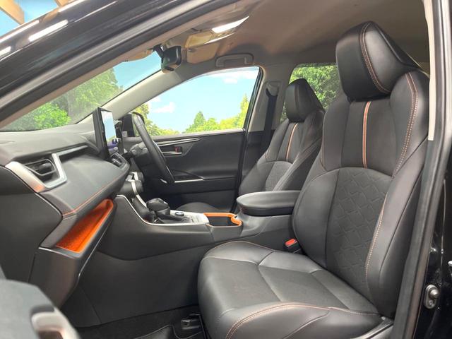 RAV4 ハイブリッドアドベンチャー 禁煙車 パワーバックドア ブラインドスポットモニター シートベンチレーション セーフティセンス ステアリングヒーター 純正19インチアルミ LEDヘッド&フォグ パワーシート(53枚目)
