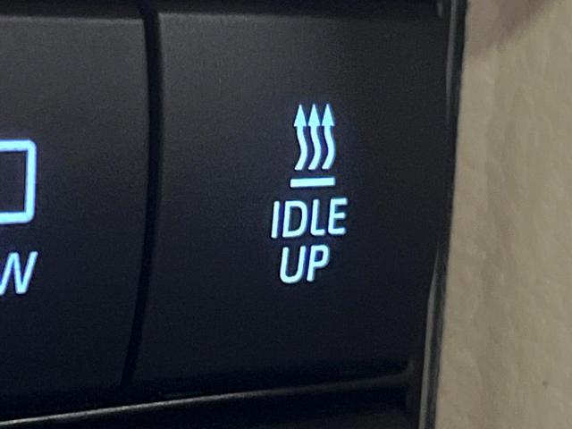 ランドクルーザープラド TX Lパッケージ マットブラックエディション サンルーフ メーカーナビ 全周囲カメラ 7人乗り ブラインドスポットモニター ベージュ内装 禁煙車 シートエアコン セーフティセンス レーダークルーズ クリアランスソナー ルーフレール 純正18アルミ(33枚目)