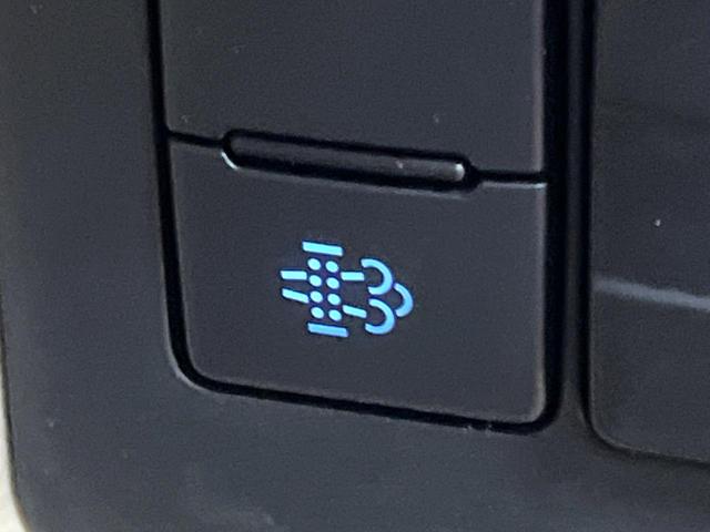 ランドクルーザープラド TX Lパッケージ マットブラックエディション サンルーフ メーカーナビ 全周囲カメラ 7人乗り ブラインドスポットモニター ベージュ内装 禁煙車 シートエアコン セーフティセンス レーダークルーズ クリアランスソナー ルーフレール 純正18アルミ(40枚目)