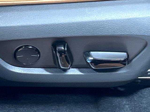 NX NX250 バージョンL モデリスタエアロ 全周囲カメラ 衝突被害軽減システム レーダークルーズ 禁煙車 電動リアゲート レザーシート 前席シートエアコン コーナーセンサー スマートキー LEDヘッド(65枚目)