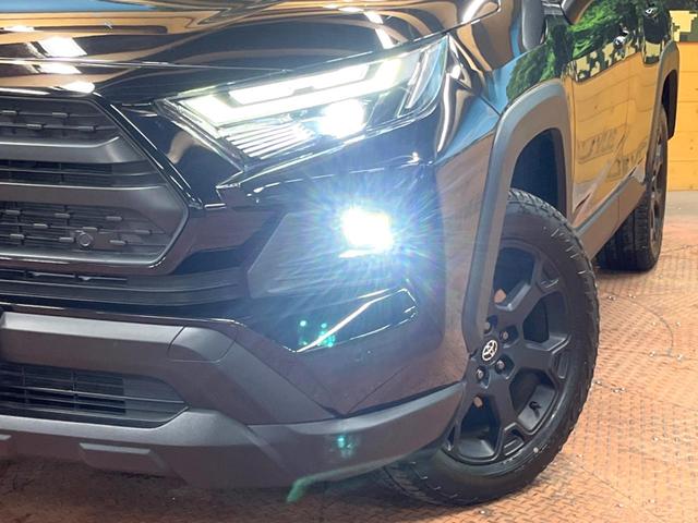 RAV4 ハイブリッドアドベンチャー オフロードパッケージII 10型ナビ 全周囲カメラ デジタルインナーミラー 禁煙車 シートエアコン セーフティセンス レーダークルーズ ブラインドスポットモニター 純正18アルミ LEDヘッド フルセグTV ETC2.0(12枚目)