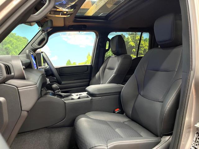 ランドクルーザー250 VX モデリスタバンパーガード 丸目LEDヘッド シグネチャーイルミブレード サンルーフ 12型ディスプレイ 全周囲カメラ 7人乗り 禁煙 ルーフレール シートエアコン 電動リアドア デジタルミラー ETC(62枚目)