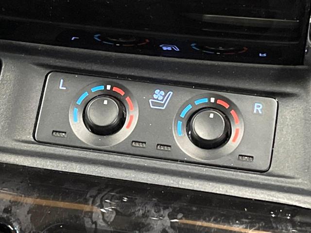 アルファード ２．５Ｓ　Ｃパッケージ　サンルーフ　ＴＲＤエアロ　後席モニター　ＪＢＬサウンド　１０型ナビ　全周囲カメラ　禁煙車　デジタルインナーミラー　両側電動ドア　モデリスタ２０インチアルミ　シートエアコン　ブラインドスポットモニター（45枚目）