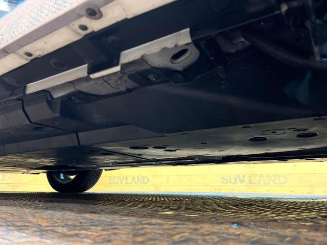 ＲＡＶ４ Ｇ　Ｚパッケージ　モデリスタエアロ　パノラマルーフ　デジタルインナーミラー　９型ナビ　禁煙　バックカメラ　パワーバックドア　ブラインドスポットモニター　セーフティセンス　コーナーセンサー　フルセグＴＶ　純正１９アルミ（28枚目）