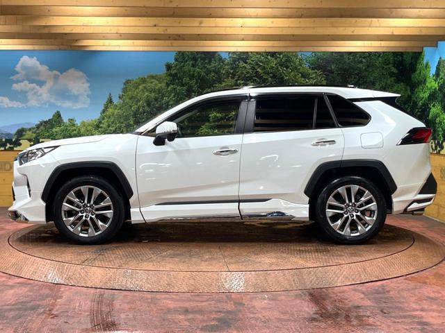 ＲＡＶ４ Ｇ　Ｚパッケージ　モデリスタエアロ　パノラマルーフ　デジタルインナーミラー　９型ナビ　禁煙　バックカメラ　パワーバックドア　ブラインドスポットモニター　セーフティセンス　コーナーセンサー　フルセグＴＶ　純正１９アルミ（67枚目）