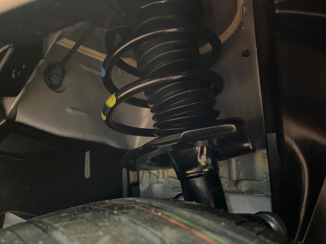 セレナ ハイウェイスターＶ　登録済未使用車　１２型ナビ　両側電動ドア　プロパイロット　全周囲カメラ　デジタルインナーミラー　ブラインドスポットモニター　ＬＥＤヘッド　ＥＴＣ　Ｂｌｕｅｔｏｏｔｈ再生　フルセグＴＶ　オートハイビーム（20枚目）