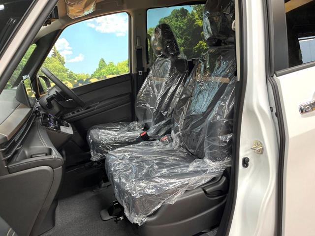 セレナ ハイウェイスターＶ　登録済未使用車　１２型ナビ　両側電動ドア　プロパイロット　全周囲カメラ　デジタルインナーミラー　ブラインドスポットモニター　ＬＥＤヘッド　ＥＴＣ　Ｂｌｕｅｔｏｏｔｈ再生　フルセグＴＶ　オートハイビーム（22枚目）