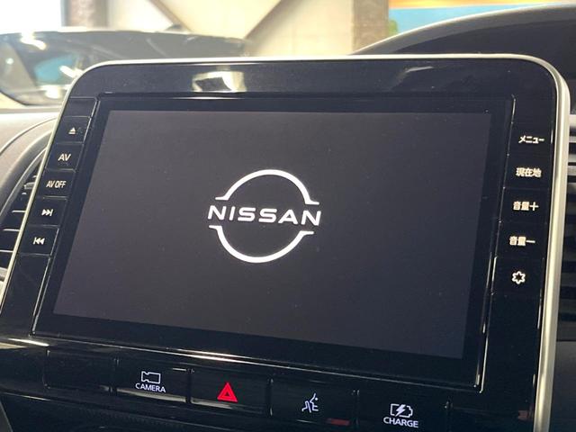 セレナ ｅ－パワー　ハイウェイスターＶ　後席モニター　禁煙車　１０型ナビ　全周囲カメラ　インテリジェントルームミラー　ブラインドスポットモニター　プロパイロット　両側電動ドア　シートヒーター　ステアリングヒーター　純正１５インチアルミ（4枚目）