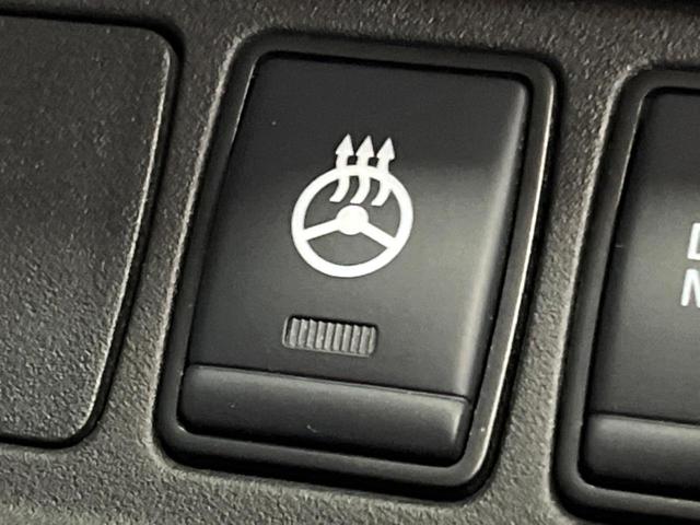 セレナ ｅ－パワー　ハイウェイスターＶ　後席モニター　禁煙車　１０型ナビ　全周囲カメラ　インテリジェントルームミラー　ブラインドスポットモニター　プロパイロット　両側電動ドア　シートヒーター　ステアリングヒーター　純正１５インチアルミ（41枚目）