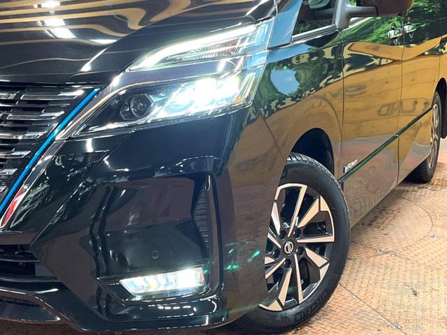 セレナ e-パワー ハイウェイスターV 禁煙車 後席モニター 純正10型ナビ 全周囲カメラ 両側電動ドア デジタルミラー 衝突被害軽減システム コーナーセンサー LEDヘッド ETC 純正OP16インチアルミ オートハイビーム(12枚目)