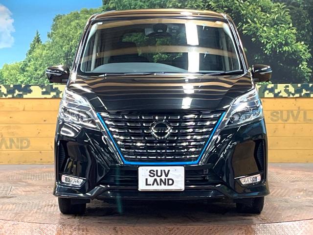 セレナ e-パワー ハイウェイスターV 禁煙車 後席モニター 純正10型ナビ 全周囲カメラ 両側電動ドア デジタルミラー 衝突被害軽減システム コーナーセンサー LEDヘッド ETC 純正OP16インチアルミ オートハイビーム(14枚目)