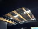 ハリアー プレミアム　サンルーフ　９型ＢＩＧＸ　禁煙車　パワーバックドア　車線逸脱警報　オートハイビーム　ハーフレザーシート　ＬＥＤヘッド　純正１８アルミ　パワーシート　フルセグＴＶ　ＥＴＣ　Ｂｌｕｅｔｏｏｔｈ接続可（3枚目）