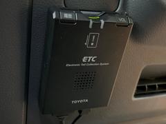 【ＥＴＣ】高速道路の料金所をストレスなく通過！話題のスポットやサービスエリアに多い「スマートIntercooler」利用時は必須のアイテムです。当店でセットアップを実施、ご納車当日からすぐにご利用いただけます！ 6