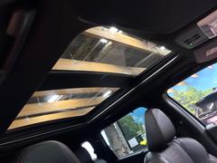 �ڥѥΥ�ޥ롼�ա��緿�Υ��饹�롼����ܤǼ���β��������쵤�˥��åס�����Ū�ʥɥ饤�֤򤪳ڤ��ߤ��������ޤ��� 3