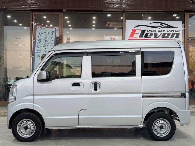 ＮＶ１００クリッパーバン ＤＸ　ＧＬエマージェンシーブレーキパッケージ　５ＡＧＳ車　衝突軽減ブレーキ　横滑り防止装置　純正ＣＤオーディオ　バックモニター　ＡＢＳ　パワーウィンドウ　ドアバイザー　取扱説明書・メンテナンスノート（8枚目）