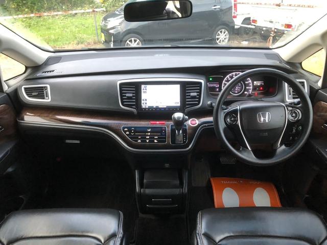 オデッセイ G・エアロパッケージ ナビ CD TV DVD Bluetooth Bカメラ 後席モニター Wエアコン オットマン 両側電動スライドドア(13枚目)