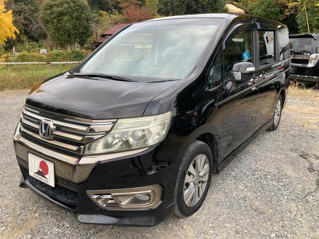 ステップワゴンスパーダ Ｚ　クールスピリット　４ＷＤ　ＥＴＣ　両側電動スライドドア　スマートキー　エンジンスターター（4枚目）