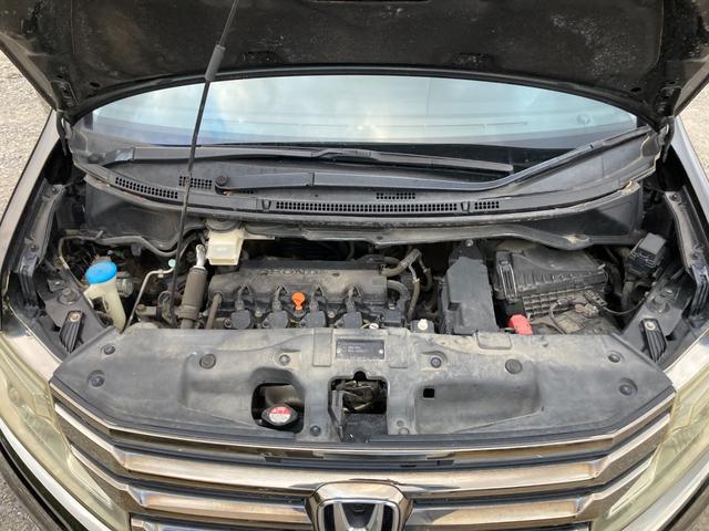 ステップワゴンスパーダ Ｚ　クールスピリット　４ＷＤ　ＥＴＣ　両側電動スライドドア　スマートキー　エンジンスターター（22枚目）