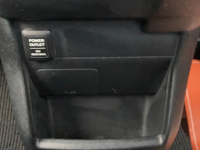 ステップワゴンスパーダ Ｚ　クールスピリット　４ＷＤ　ＥＴＣ　両側電動スライドドア　スマートキー　エンジンスターター（40枚目）