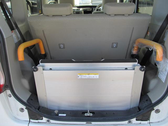 タント 　スローパーＬ　リアシート付（14枚目）