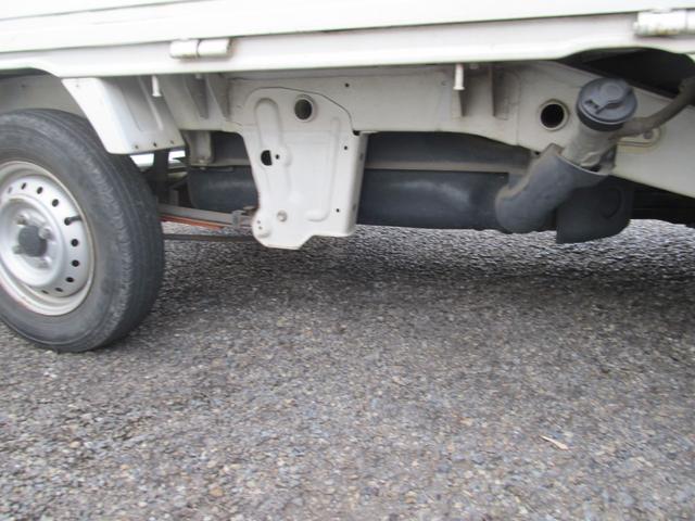 キャリイトラック ＫＣ　４ＷＤ　エアコン　パワステ　　ワンオーナーユーザー買取車（18枚目）