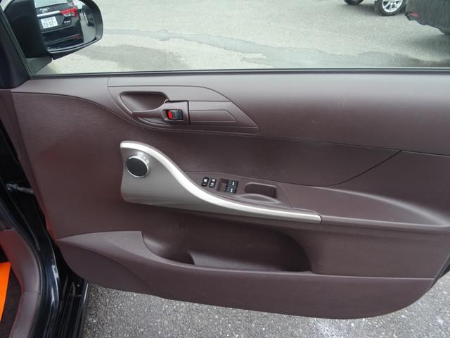 iQ 100G レザーパッケージ モデリスタエアロ 新品タイヤ マフラー 17AW ハーフレザー ローダウン HDDナビ DVD再生 ETC HIDライト Pスタート スマートキー フォグランプ(48枚目)