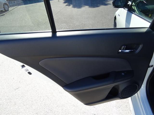 プリウス Ｓセーフティプラス　１年保証　新品ロクサーニ１９ＡＷ　フルエアロ　クルコン　専用シートカバー　クリアランスソナー　レーンアシスト　ドラレコ　新品タイヤ　メモリーナビ　Ｂカメラ　ＤＶＤ再生　ＣＤ録音　ブルートゥース　ＥＴＣ（38枚目）