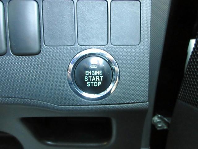 新三郷駅（ららぽーと・コストコ・ＩＫＥＡ）が最寄り駅になります。女性スタッフも在籍しています。女性スタッフご希望の場合はお気軽にご相談ください。オートローン（月々分割払い）にも自信あります。