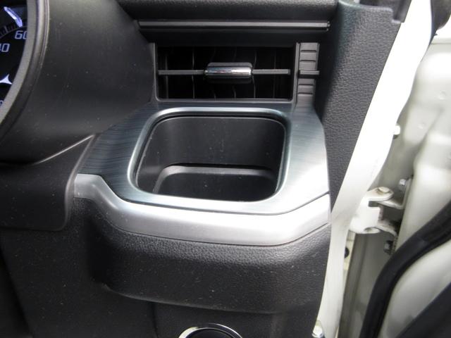 ステラ カスタムＲ　修復歴無し　メモリーナビ（テレビ・ＣＤ・ラジオ）　スマートキー　ＬＥＤオートライト　フォグライト　純正アルミホイール　純正エアロ　タイミングチェーン　電動格納ミラー　オートエアコン　パワーウインドウ（42枚目）