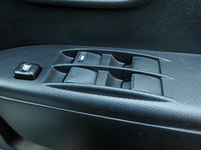 オッティ ＲＸ　ターボ　修復歴無し　車検：２年付き　ＥＴＣ　ＨＩＤヘッドライト　フォグライト　純正アルミホイール　純正エアロ　電動格納ミラー　パワーウインドウ　４ＡＴ　ベンチシート　エアコン　ドアバイザー　ＡＢＳ（34枚目）