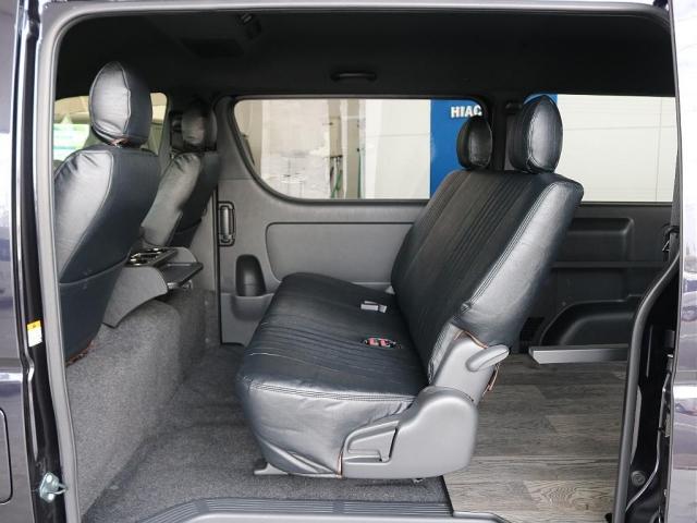 ハイエースバン スーパーGL ダークプライムII カロッツェリア7インチ ETC BUANフロントスポイラー ベッドキット ブラックエディション NT1・16インチAW オープンカントリー オーバーフェンダー ヴァレンティLEDテール フロアボード(8枚目)