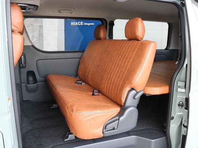 ハイエースバン ロングスーパーＧＬ　Ｒｅ　Ｃｌａｓｓｉｃ　アルパインＢＩＧ－Ｘ　ＥＴＣ２．０　１２．８型フリップダウンモニター　ＧＹナスカータイヤ　ＮＣ１・１６インチＡＷ　インテリアパネル　ベッドキット　シートカバー　ＬＥＤテールランプ（8枚目）