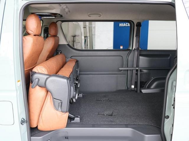 ハイエースバン ロングスーパーＧＬ　Ｒｅ　Ｃｌａｓｓｉｃ　アルパインＢＩＧ－Ｘ　ＥＴＣ２．０　１２．８型フリップダウンモニター　ＧＹナスカータイヤ　ＮＣ１・１６インチＡＷ　インテリアパネル　ベッドキット　シートカバー　ＬＥＤテールランプ（10枚目）