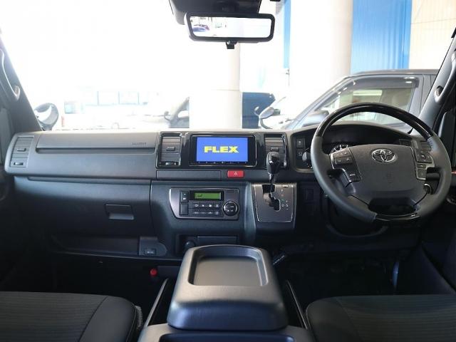 ハイエースバン ロングスーパーＧＬ　ダークプライムＳ　カロッツェリア７インチナビ　ＥＴＣ２．０　Ｔフォースフロントスポイラー　オープンカントリー　ＮＣ１・１６インチ　アルティメットテール　ベッドキット　デジタルインナーミラー　パノラミックビューモニター（4枚目）