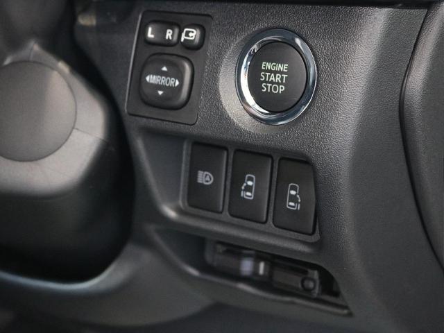 ハイエースバン ロングスーパーＧＬ　カロッツェリア７インチナビ　ＥＴＣ２．０　ブラックエディション　アルティメットテールブラック　ナスカータイヤ　ＮＣ１・１６インチ　シートカバー　インテリアパネル　Ｒｅグリル　デジタルインナーミラー（6枚目）