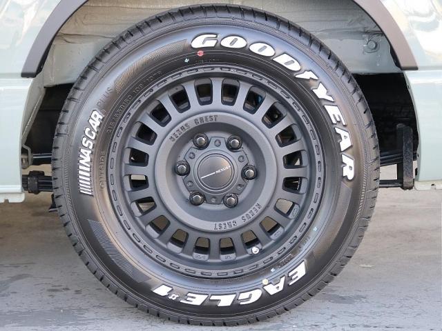 ハイエースバン ロングスーパーＧＬ　カロッツェリア７インチナビ　ＥＴＣ２．０　ブラックエディション　アルティメットテールブラック　ナスカータイヤ　ＮＣ１・１６インチ　シートカバー　インテリアパネル　Ｒｅグリル　デジタルインナーミラー（13枚目）