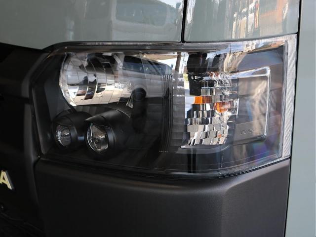 ハイエースバン ロングスーパーＧＬ　カロッツェリア７インチナビ　ＥＴＣ２．０　ブラックエディション　アルティメットテールブラック　ナスカータイヤ　ＮＣ１・１６インチ　シートカバー　インテリアパネル　Ｒｅグリル　デジタルインナーミラー（15枚目）