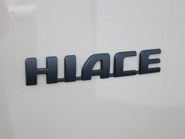 ハイエースバン ロングスーパーＧＬ　アースカラーパッケージ　ブラックエディション　カロッツェリア７インチナビ　ＥＴＣ２．０　シートカバー　ナスカータイヤ　Ｐａｗ１６インチ　アルティメットテール黒　インテリアパネル　デジタルインナーミラー（30枚目）