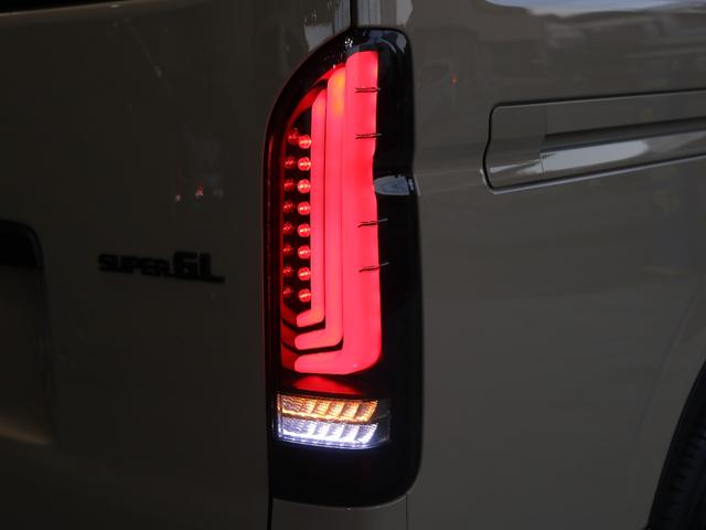 ハイエースバン ロングスーパーＧＬ　アースカラーパッケージ　ブラックエディション　カロッツェリア７インチナビ　ＥＴＣ２．０　シートカバー　ナスカータイヤ　Ｐａｗ１６インチ　アルティメットテール黒　インテリアパネル　デジタルインナーミラー（35枚目）