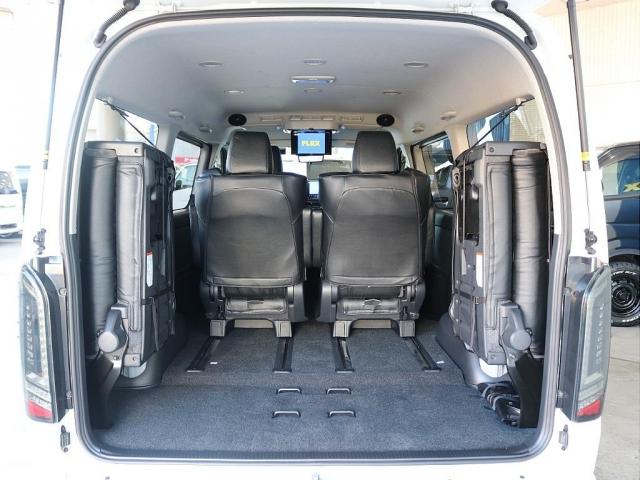 ハイエースワゴン ＧＬ　アルパインＢＩＧ－Ｘ　ＥＴＣ　フロントスポイラー　ナスカータイヤ　バルベロアーバン１７インチＡＷ　１２．８フリップダウンモニター　シートカバー　フロントスポイラー　ルーフスピーカー　インテリアパネル（13枚目）