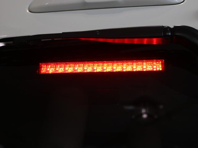 ハイエースワゴン ＧＬ　アルパインＢＩＧ－Ｘ　ＥＴＣ　フロントスポイラー　ナスカータイヤ　バルベロアーバン１７インチＡＷ　１２．８フリップダウンモニター　シートカバー　フロントスポイラー　ルーフスピーカー　インテリアパネル（36枚目）