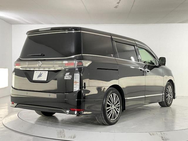 エルグランド ２５０ハイウェイスターＳジェットブラックアバンクロム　ツインサンルーフ／エマブレ／車線逸脱防止支援・警報／踏み間違い防止／インテリジェントクルコン／両側電動スライド・電動Ｂドア／タン革シート／コネクトナビ・Ｒエンターテインメントシステム／アラビュー（6枚目）