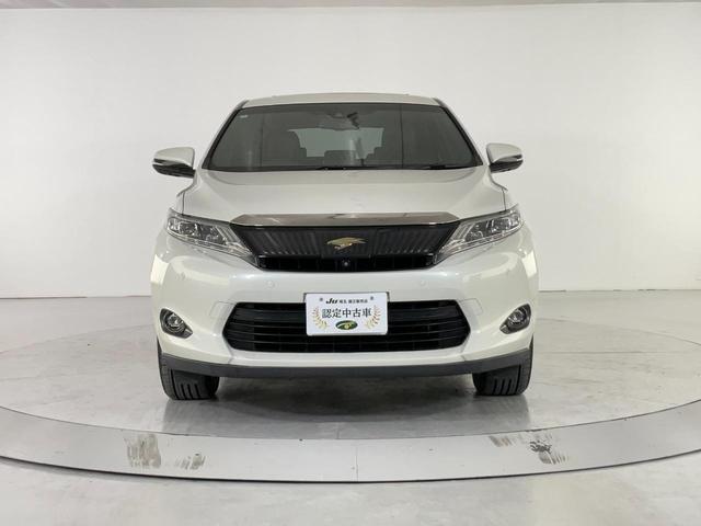 ハリアー プレミアム アドバンスドパッケージ スタイルモーヴ ムーンルーフ/レーダークルコン/レーンディパーチャーアラート/プリクラッシュセーフティ/電動バックドア/LEDヘッド/純正SDナビ/パノラミックビュー/JBLサウンド/専用シート/快適温熱シート(3枚目)