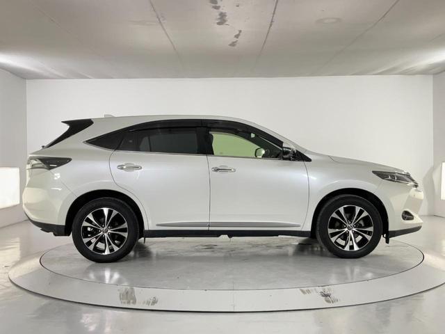 ハリアー プレミアム アドバンスドパッケージ スタイルモーヴ ムーンルーフ/レーダークルコン/レーンディパーチャーアラート/プリクラッシュセーフティ/電動バックドア/LEDヘッド/純正SDナビ/パノラミックビュー/JBLサウンド/専用シート/快適温熱シート(6枚目)