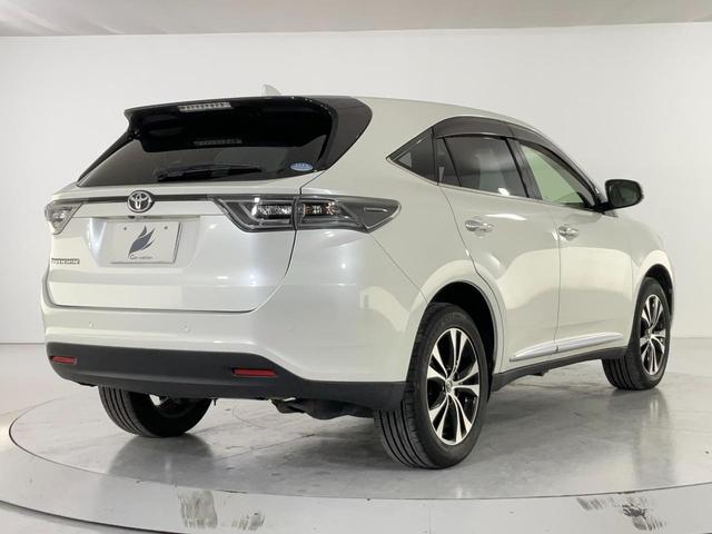 ハリアー プレミアム アドバンスドパッケージ スタイルモーヴ ムーンルーフ/レーダークルコン/レーンディパーチャーアラート/プリクラッシュセーフティ/電動バックドア/LEDヘッド/純正SDナビ/パノラミックビュー/JBLサウンド/専用シート/快適温熱シート(8枚目)