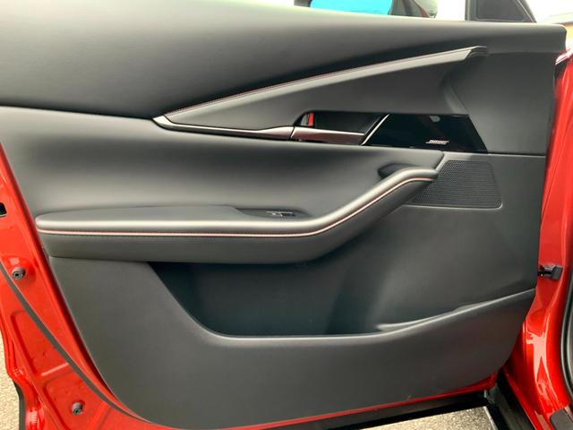 CX-30 20S レトロスポーツエディション 自社ユーザー買取車/1オーナー/360度セーフティPKG/衝突軽減/AT誤発進抑制制御/レーダークルコン/LKA/BSM/クルージングトラフィックサポート/皮コンビシート/BOSEサウンド/マツコネ(32枚目)