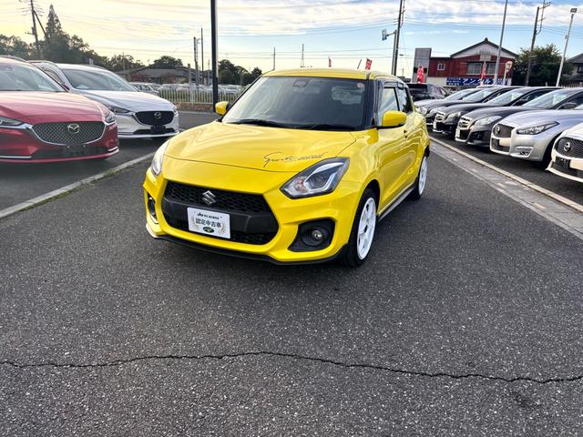 スイフトスポーツ ベースグレード 自社ユーザー買取車/6速MT/セーフティPKG(DCBS/車線逸脱抑制・警報機能/ハイビームアシスト/LEDヘッド/シートヒーター/純正8型ナビ/Bluetooth/ETC/※社外AW・テールレンズ(2枚目)