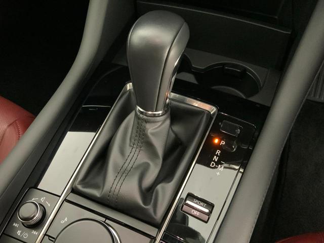 MAZDA3ファストバック 20Sバーガンディ セレクション BOSE/赤革/マツコネ/ETC/純正前後ドラレコ/バックカメラ/衝突軽減/追従クルコン/誤発進抑制/LKAS/BSM/接近車両検知/アダプティブLEDヘッド/運転席パワーシート/前席シートヒーター(16枚目)
