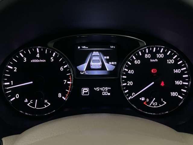 当店ではほぼ全てのお車を全国各地のオートオークションから仕入れております。その際、メーター改ざん等の検査も行われ、問題の無い車両のみ入庫していますのでご安心下さい☆